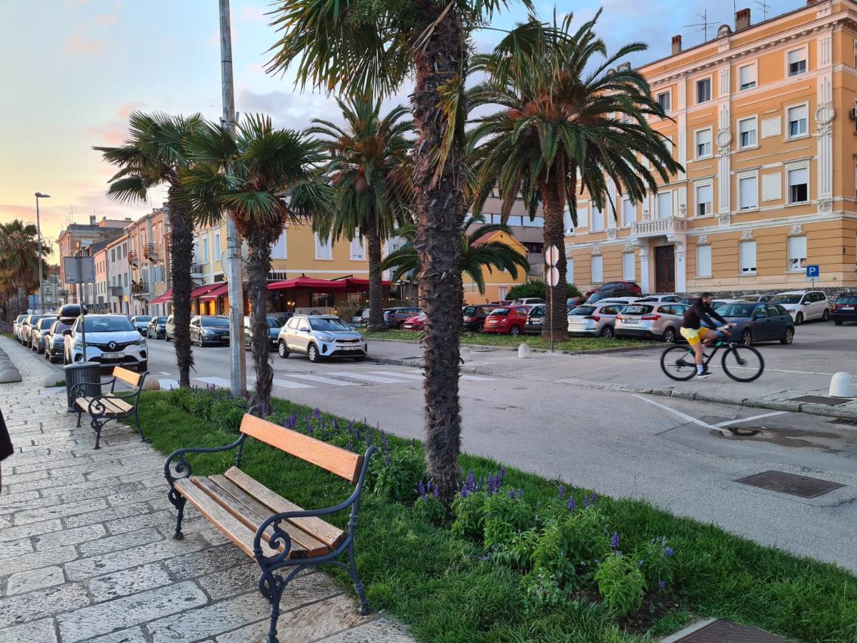 Tom'S Luxury Apartment Zadar, Branimirova Obala Экстерьер фото